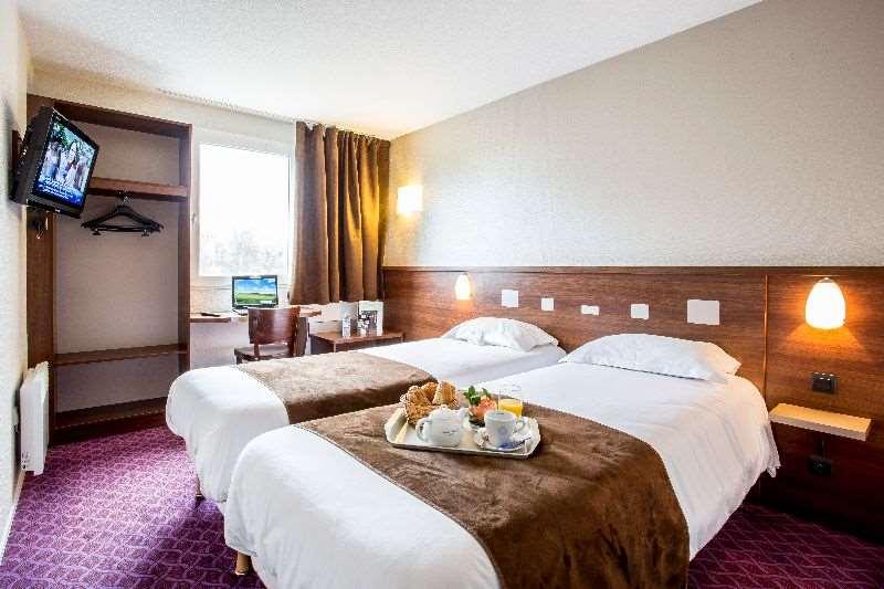 Brit Hotel Rennes Le Castel Kamer foto